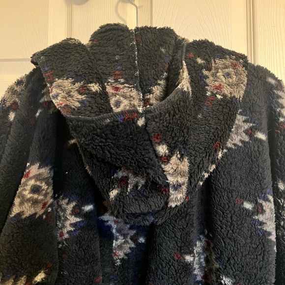 Aztec Sherpa 🖤 - Picture 4 of 5